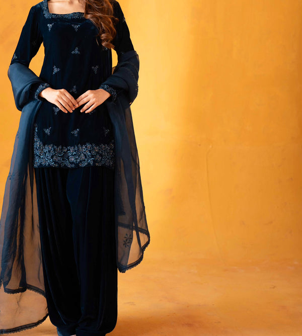 0A06ECF2-B335-4468-A9FA-345C6D00FD74